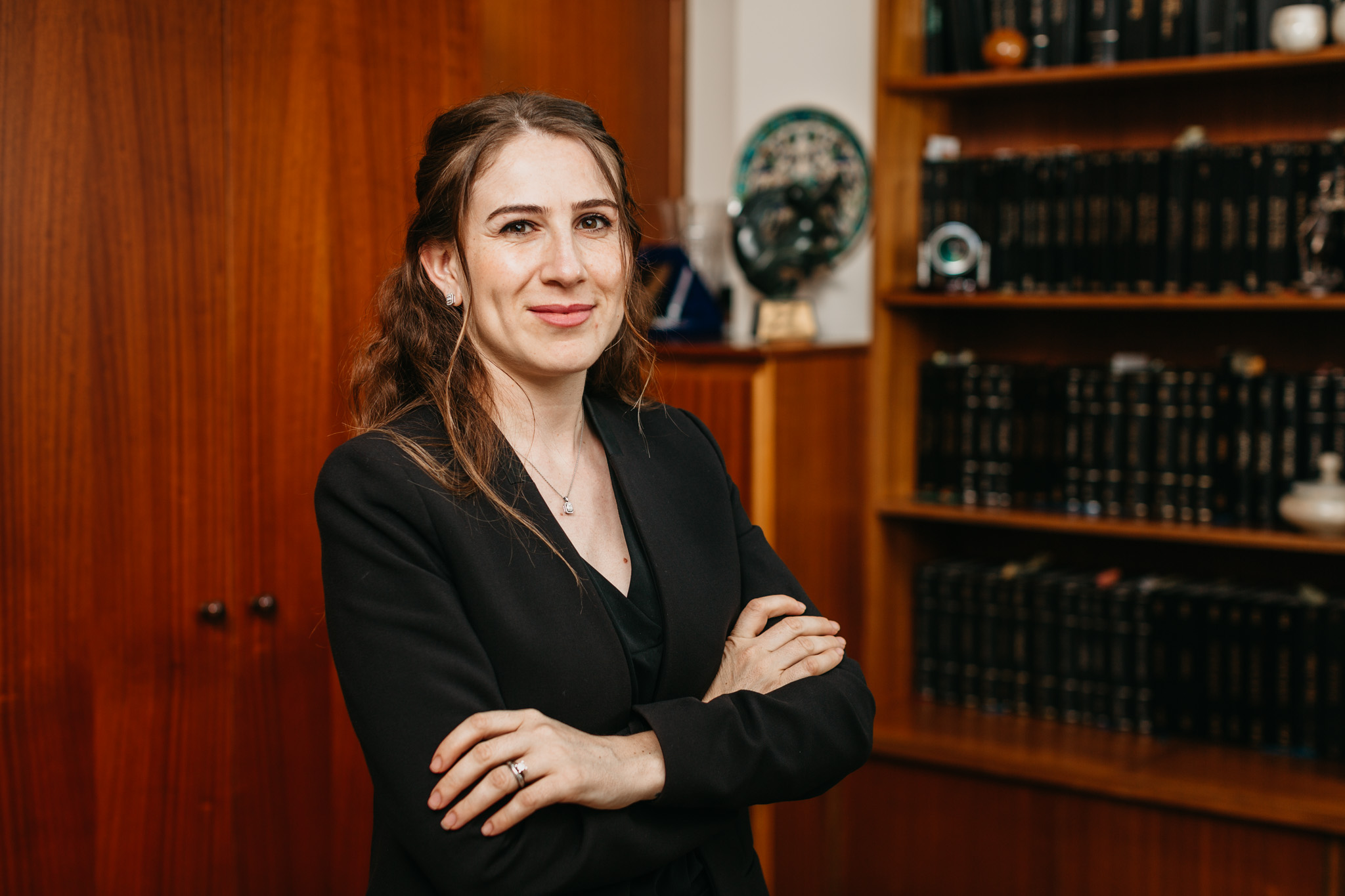 Lale Yiğit - квалифицированный адвокат на Северном Кипре (Гирне)